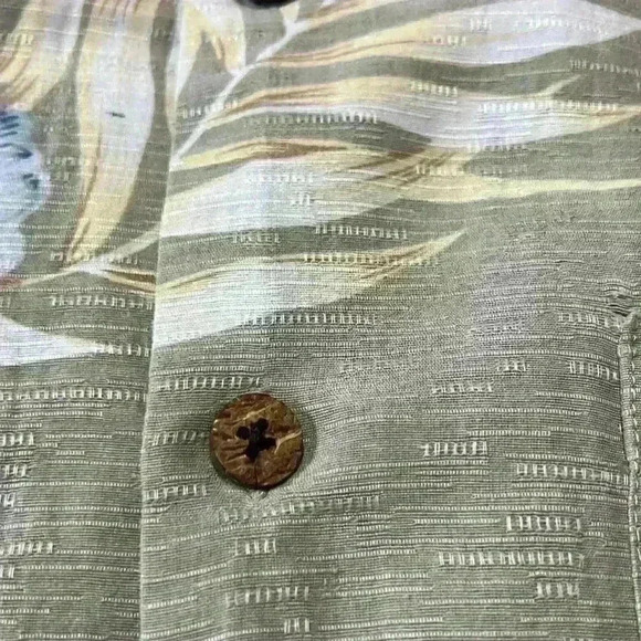 Caribbean Pure Silk 100% Silk Floral Hawaiian Button Down Shirt. Men's Size XL - Picture 5 of 10